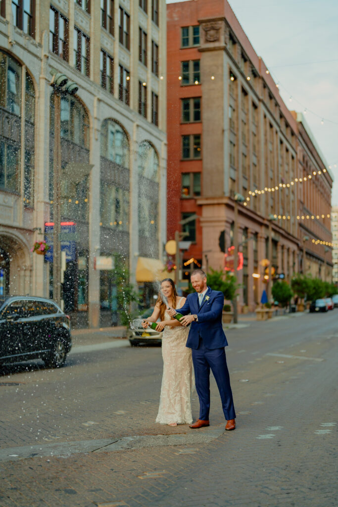 downtown saint louis elopement photographer - eloping couple - elope