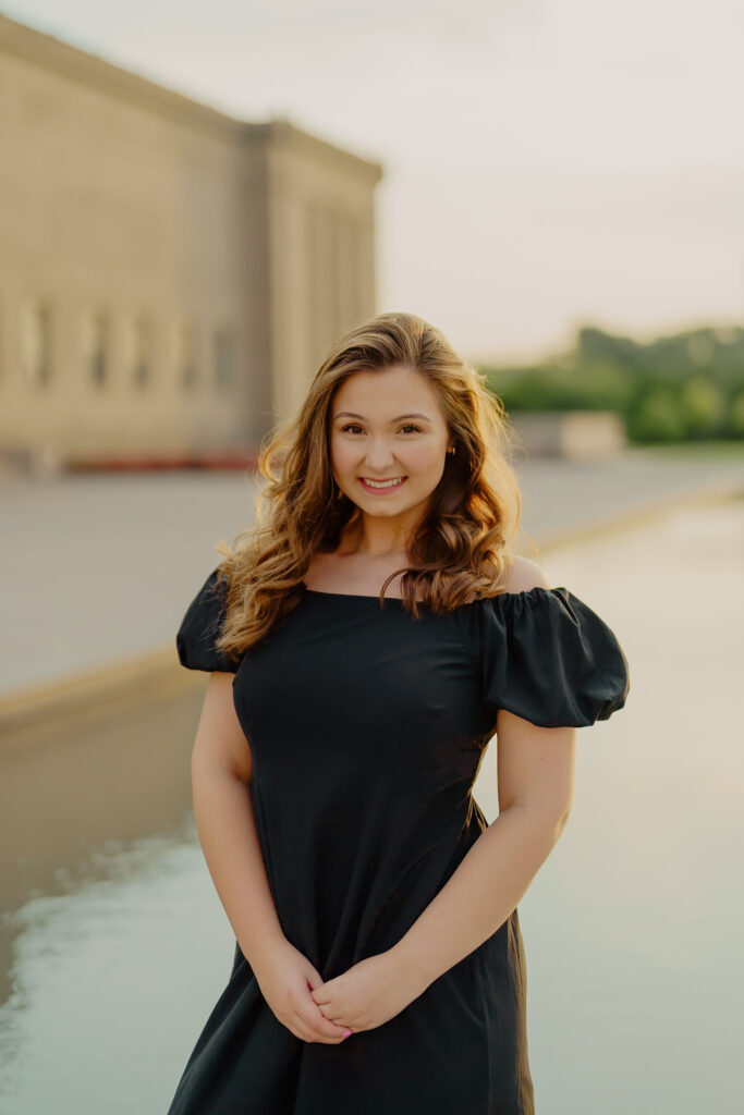 Modern Kansas City business headshots with waterfront backdrop at Nelson-Atkins